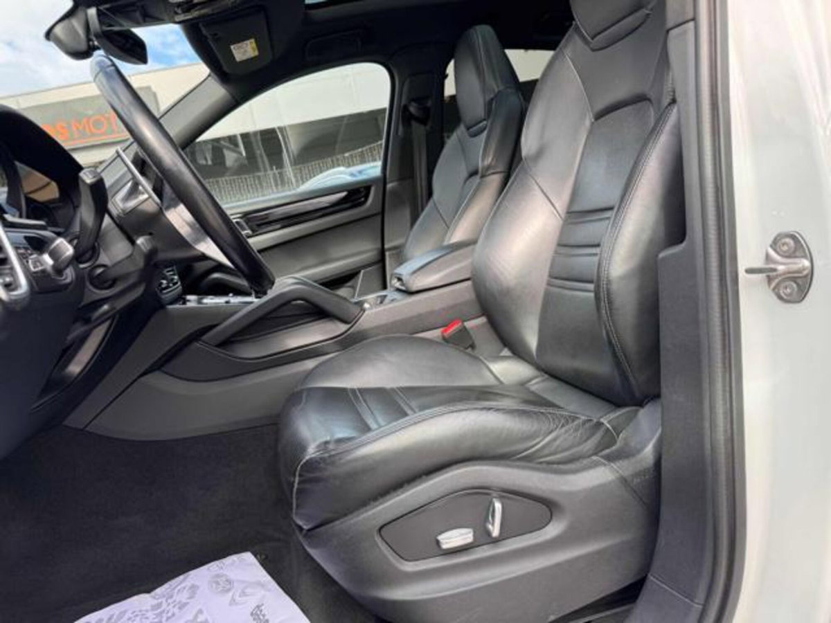 Porsche Cayenne Coupé 3.0 V6 (13)