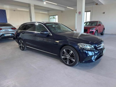 Mercedes-Benz Classe C Station Wagon 300 de Auto EQ-Power Premium (8)