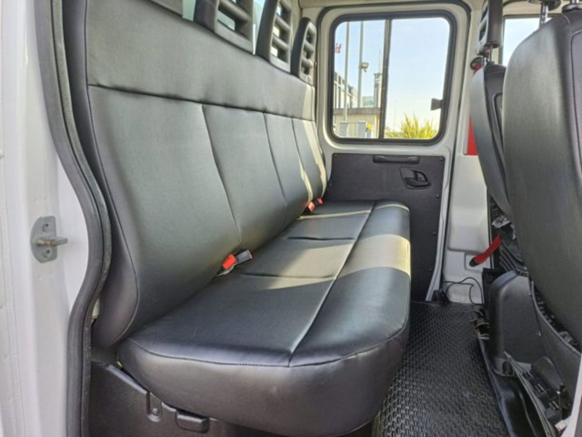 Iveco Daily Furgone 35S16HV 3.0 HPT PLM-TA Furgone (17)