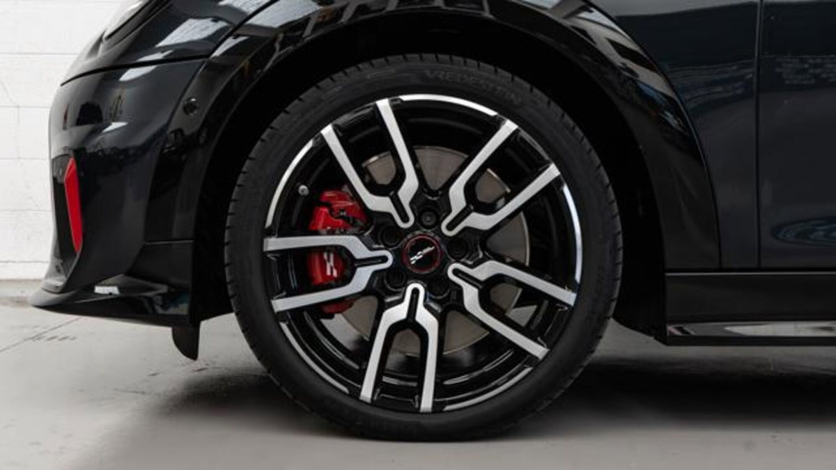 MINI Mini 2.0 John Cooper Works JCW (10)