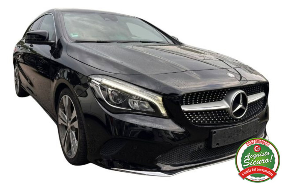 Mercedes-Benz CLA Shooting Brake 200 Premium