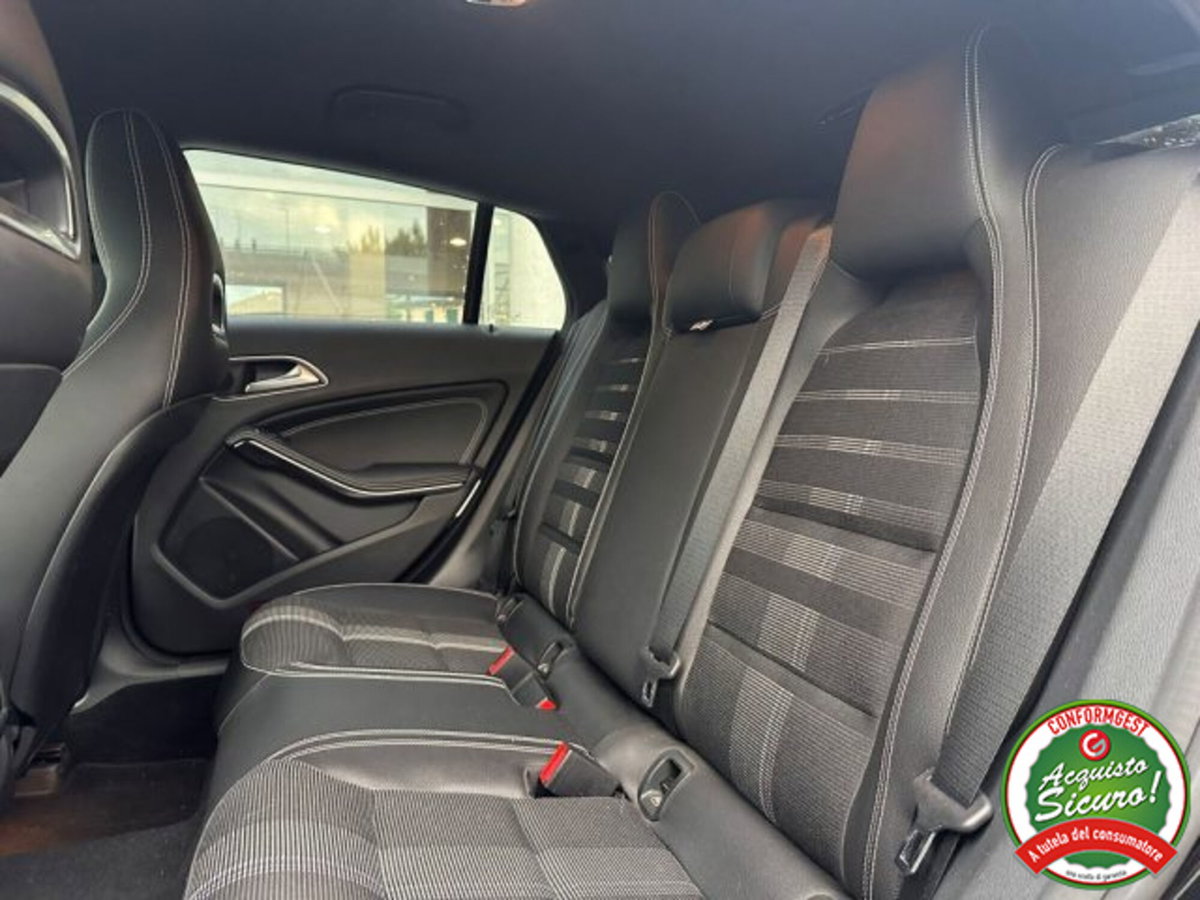 Mercedes-Benz CLA Shooting Brake 200 Premium (11)
