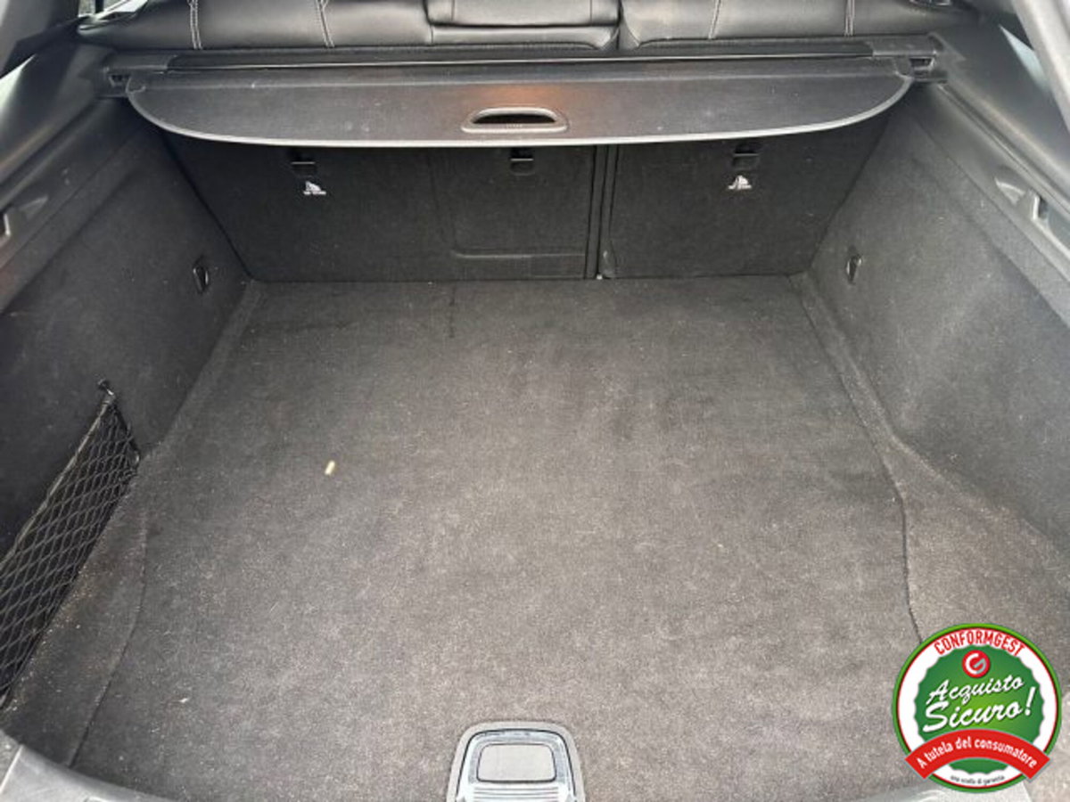 Mercedes-Benz CLA Shooting Brake 200 Premium (14)