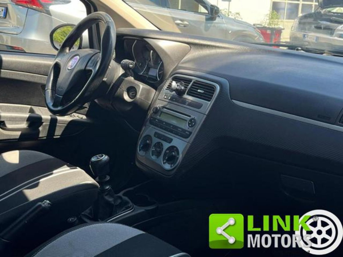 Fiat Grande Punto 1.2 5 porte Active (13)