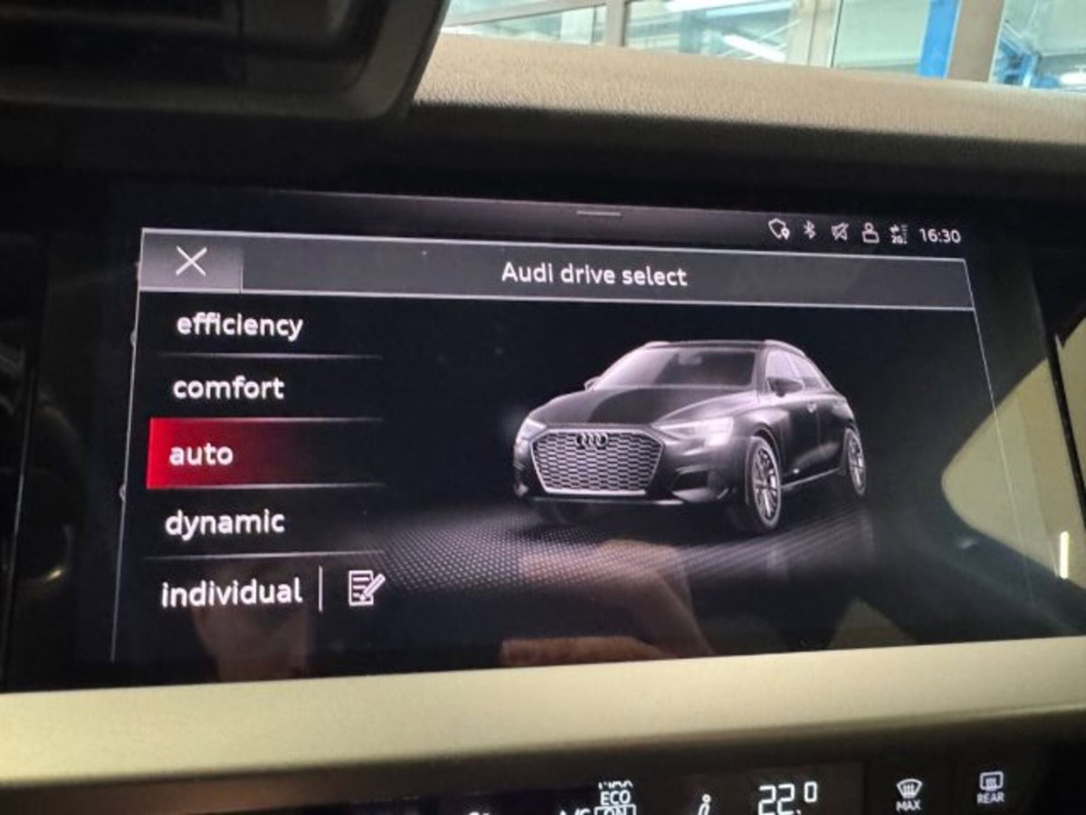 Audi A3 Sportback 35 TDI S tronic S line edition (16)