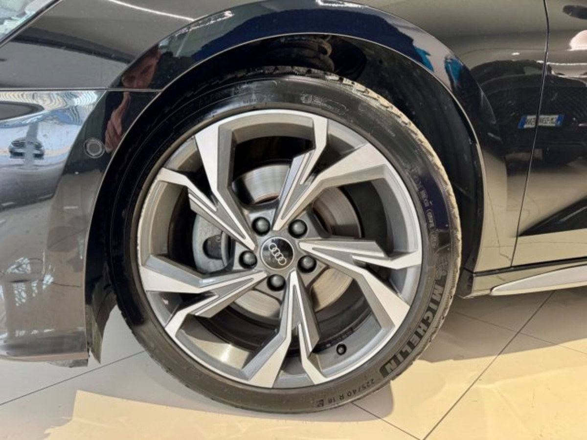 Audi A3 Sportback 35 TDI S tronic S line edition (5)