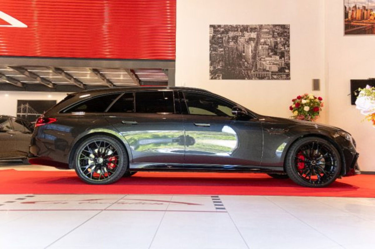 Mercedes-Benz Classe E Station Wagon 63 S 4Matic+ AMG (3)