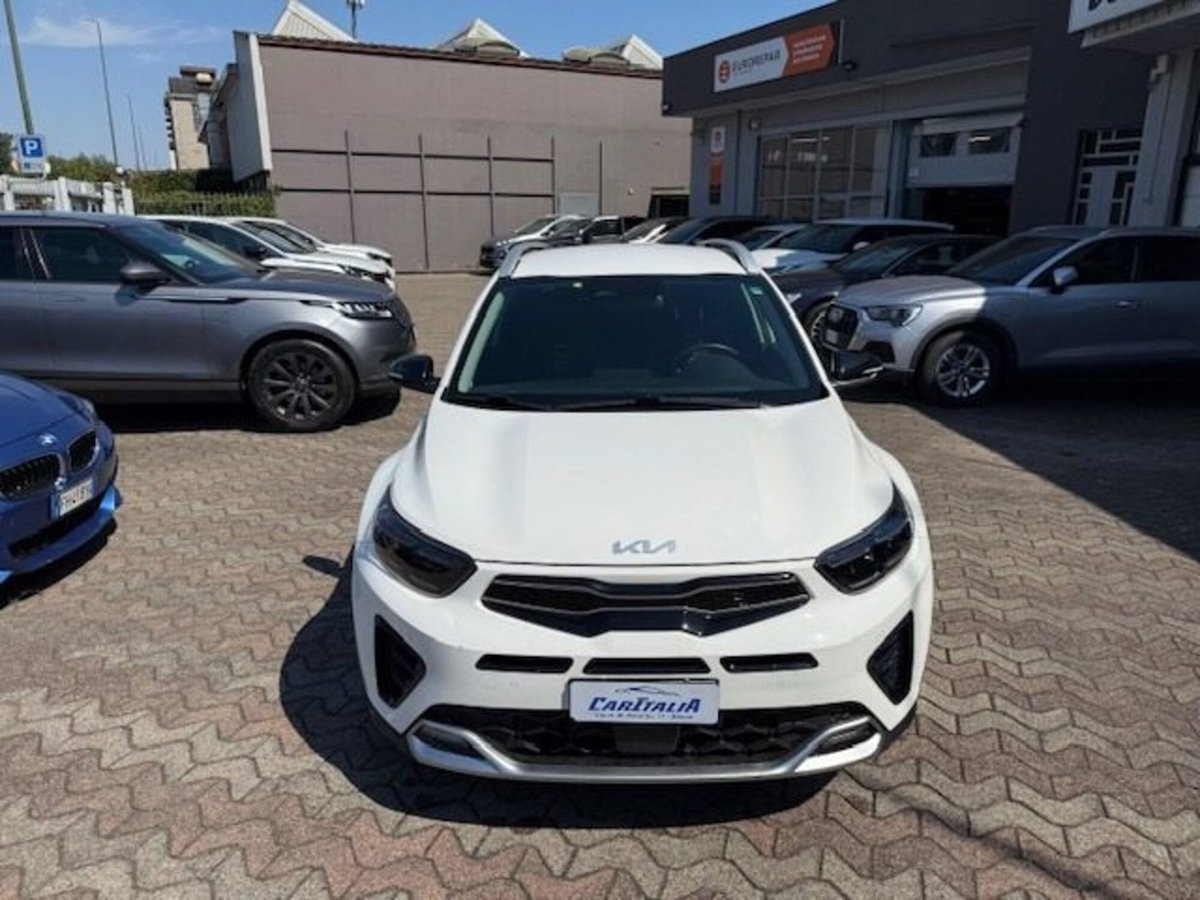 Kia Stonic 1.0 T-GDi 120 CV MHEV DCT GT Line (2)