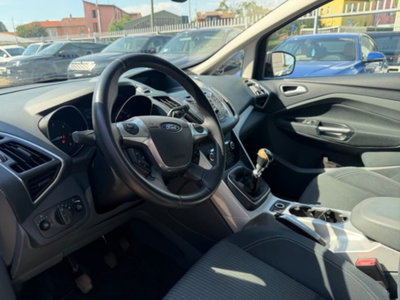 Ford C-Max 1.6 TDCi 95CV Titanium (10)