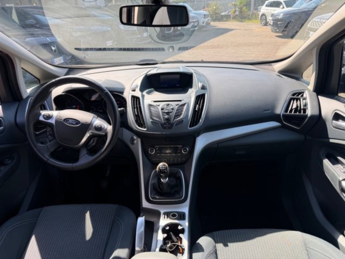 Ford C-Max 1.6 TDCi 95CV Titanium (13)