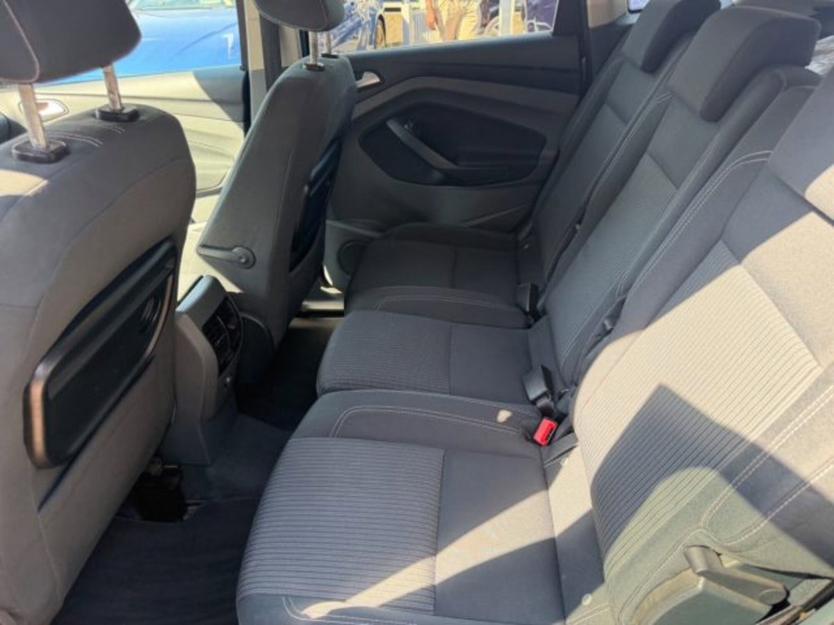 Ford C-Max 1.6 TDCi 95CV Titanium (5)