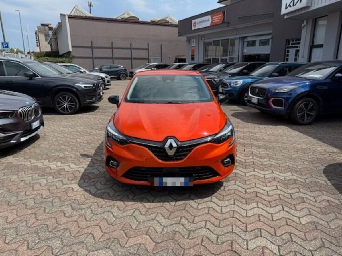 Renault Clio Full Hybrid E-Tech 145 CV 5 porte Equilibre (2)