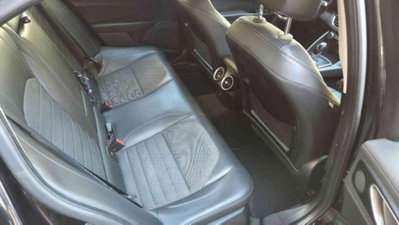 Alfa Romeo Giulia 2.2 Turbodiesel 180 CV AT8 Eco Business (12)