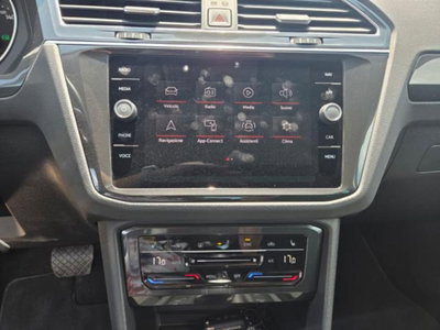 Volkswagen Tiguan 2.0 TDI 150 CV SCR DSG 4MOTION Life (12)