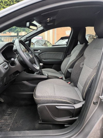 Renault Captur 1.0 eco-g Techno 100cv (5)