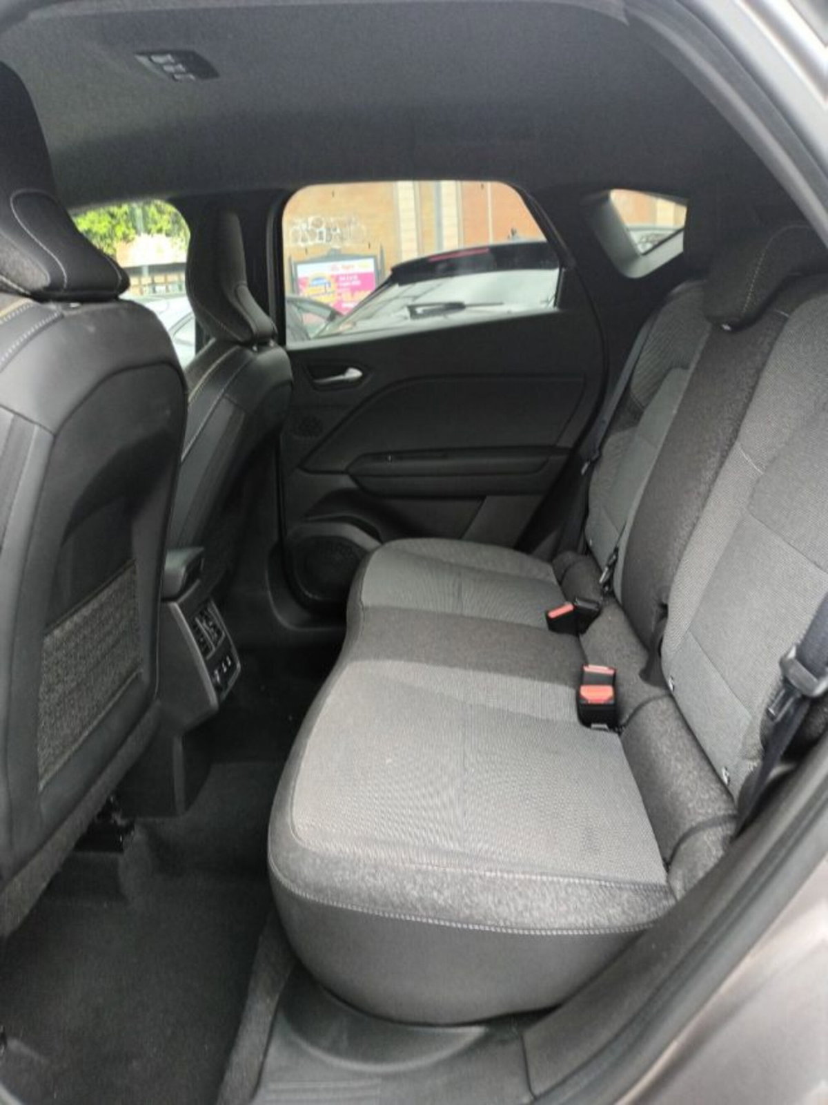Renault Captur 1.0 eco-g Techno 100cv (6)