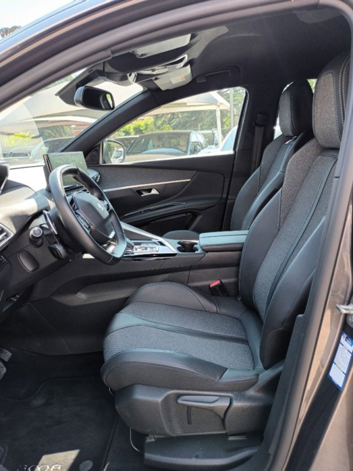 Peugeot 3008 BlueHDi 130 S&S EAT8 Allure Pack (5)