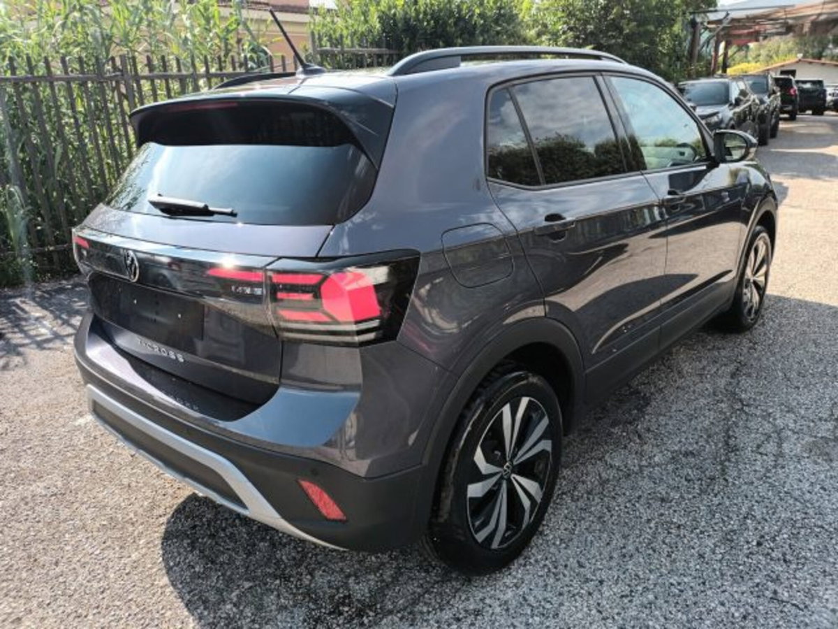Volkswagen T-Cross 1.0 tsi Edition 115cv (4)