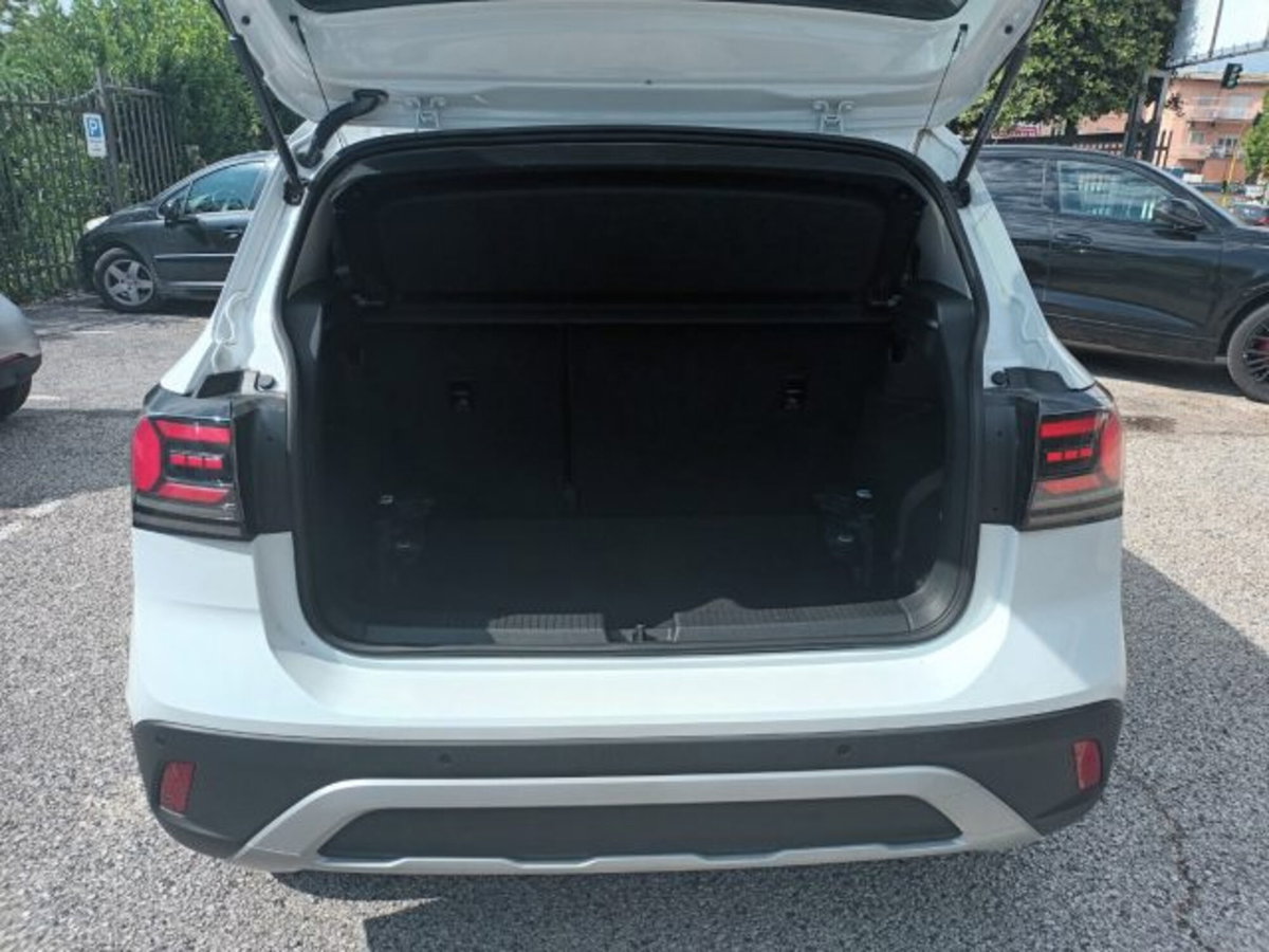 Volkswagen T-Cross 1.0 TSI Sport (15)