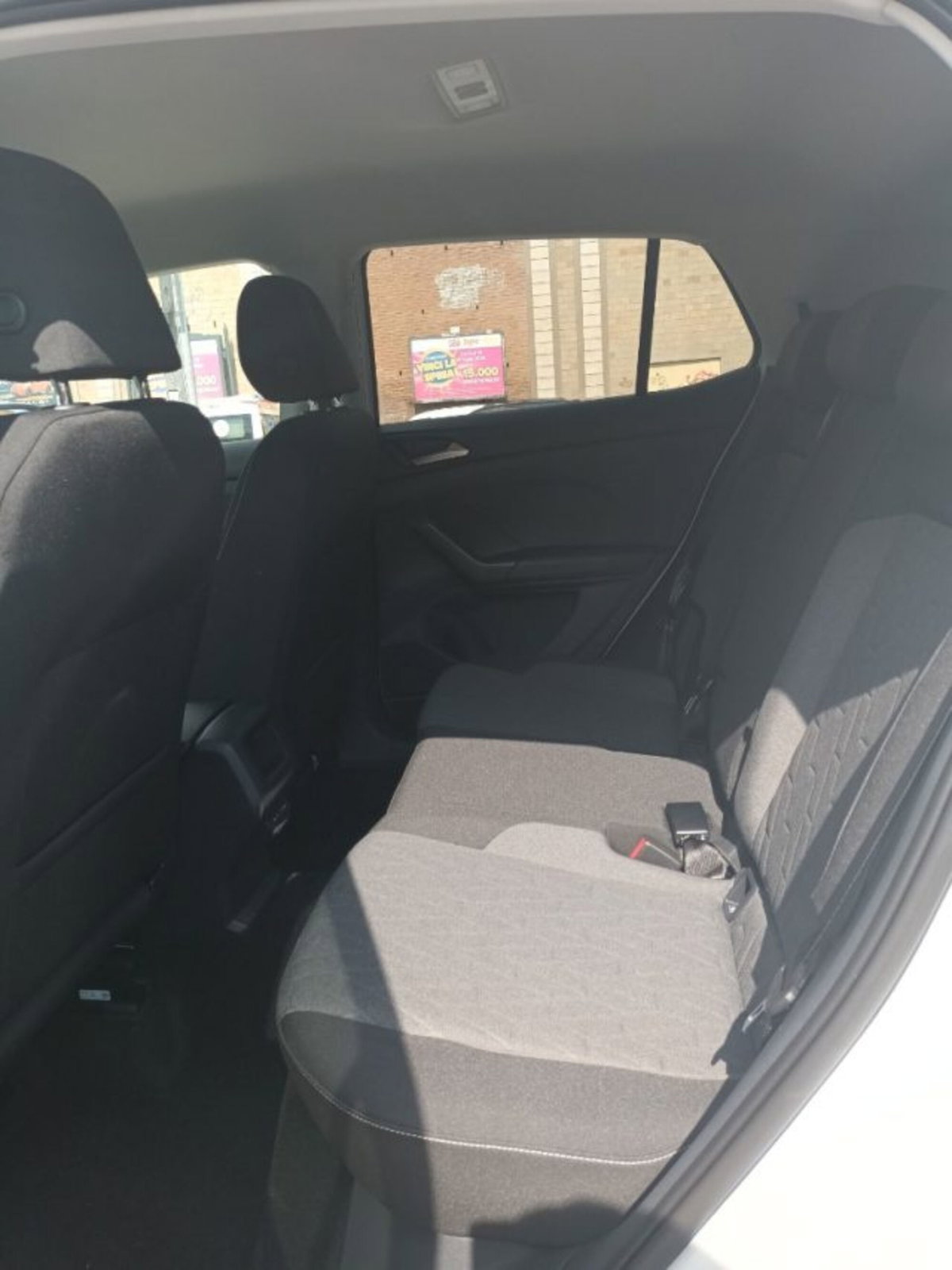 Volkswagen T-Cross 1.0 TSI Sport (6)