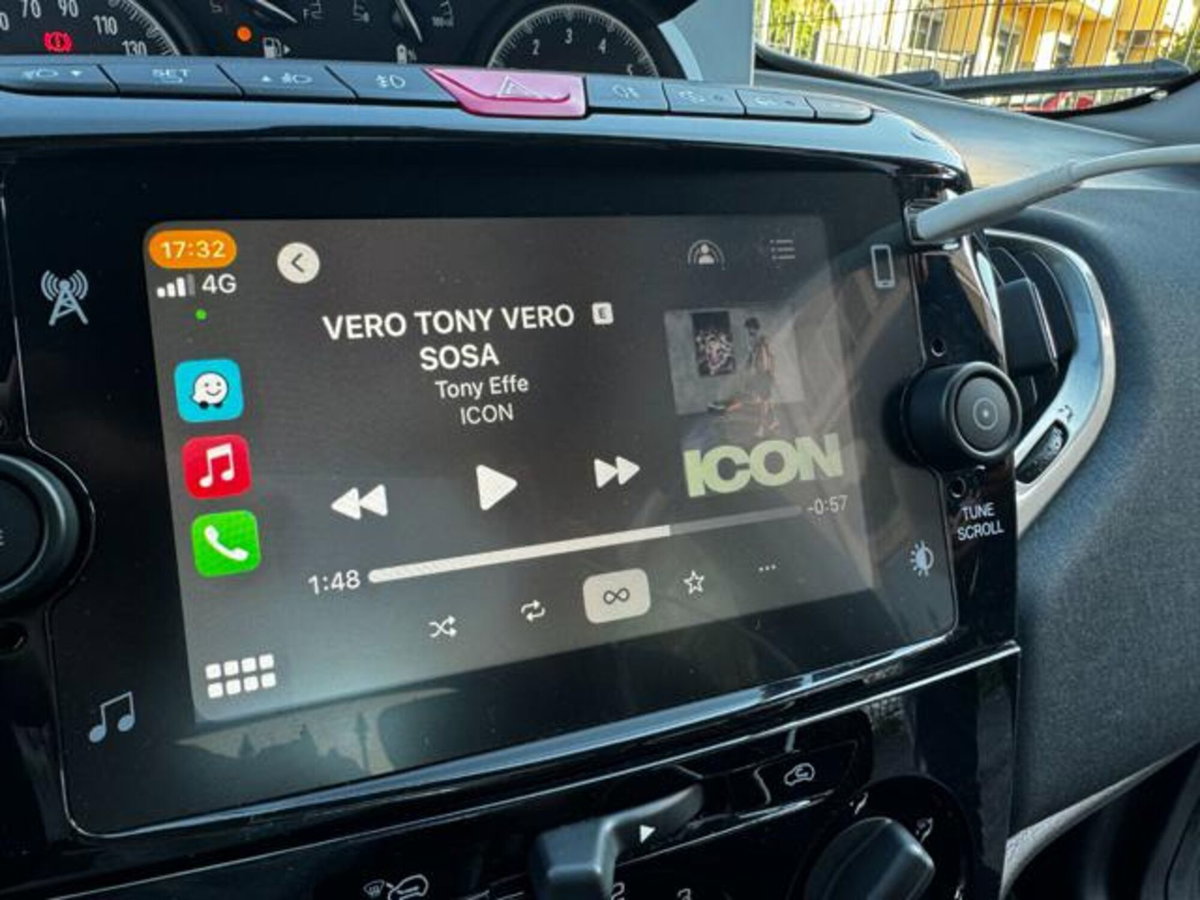 Lancia Ypsilon 1.0 FireFly 5 porte S&S Hybrid Gold Plus (11)