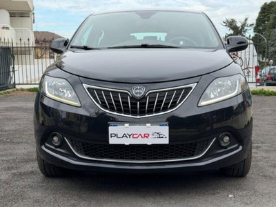 Lancia Ypsilon 1.0 FireFly 5 porte S&S Hybrid Gold Plus (2)