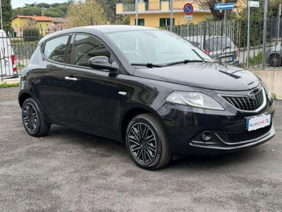Lancia Ypsilon 1.0 FireFly 5 porte S&S Hybrid Gold Plus (3)