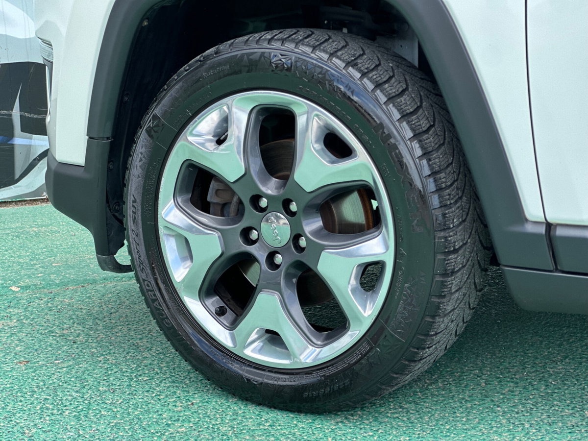 Jeep Compass 1.4 MultiAir 2WD Limited (5)