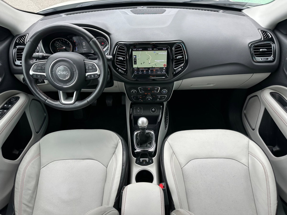 Jeep Compass 1.4 MultiAir 2WD Limited (6)