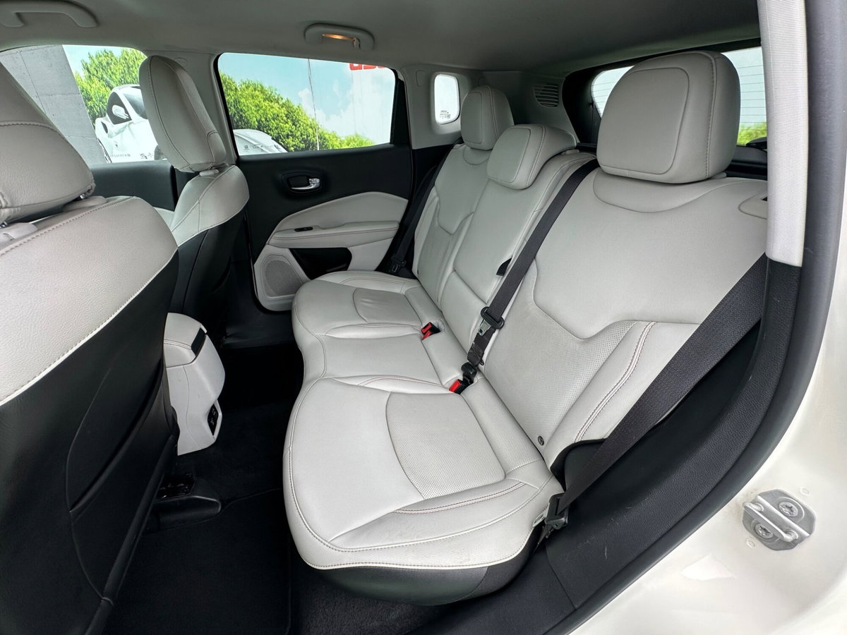 Jeep Compass 1.4 MultiAir 2WD Limited (8)