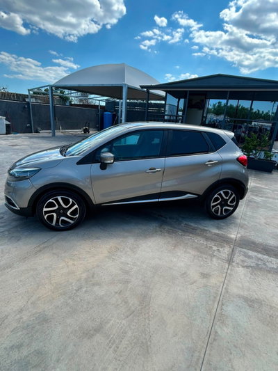 Renault Captur 1.5 dCi 8V 90 CV EDC Energy R-Link (3)
