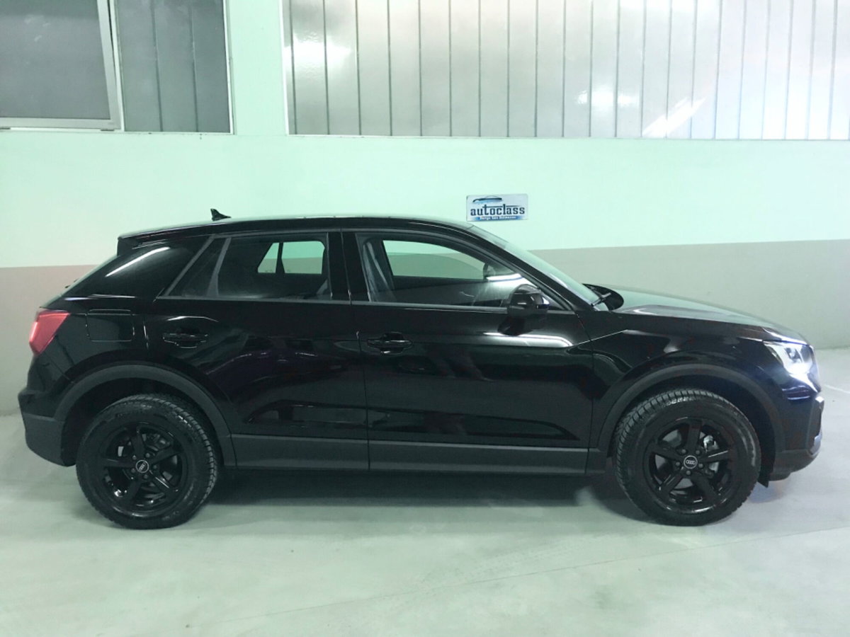 Audi Q2 Q2 30 TFSI Business (4)