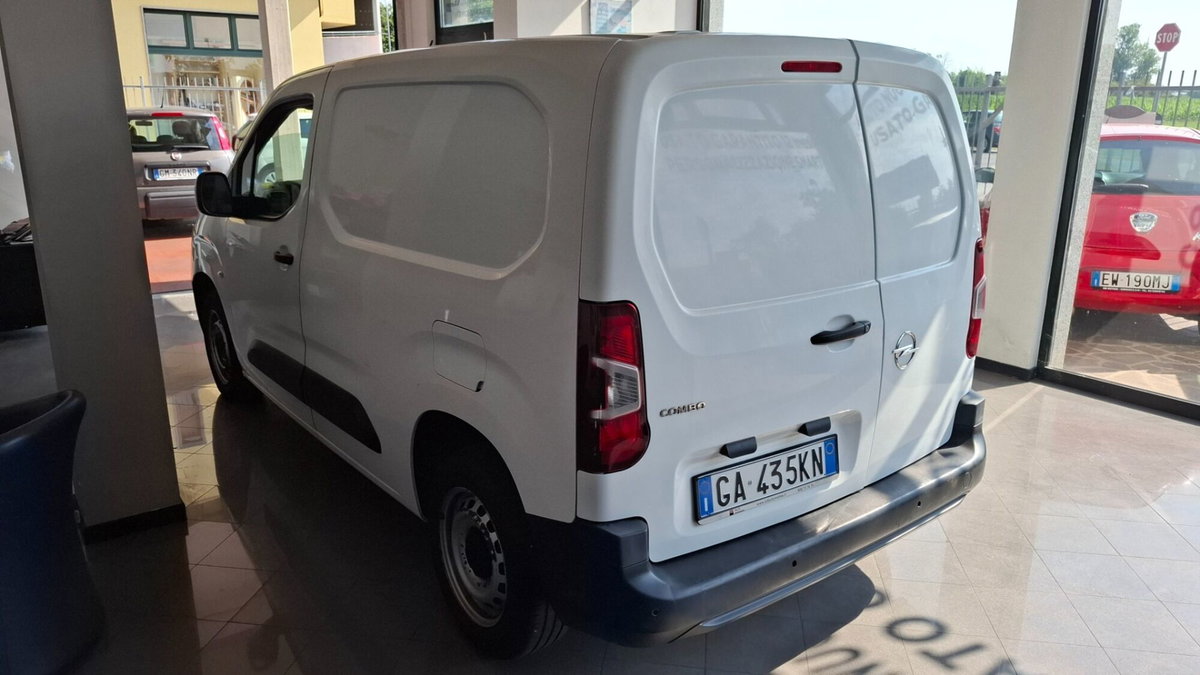 Opel Combo Furgone Cargo 1.5 Diesel PC 650 kg Edition (4)