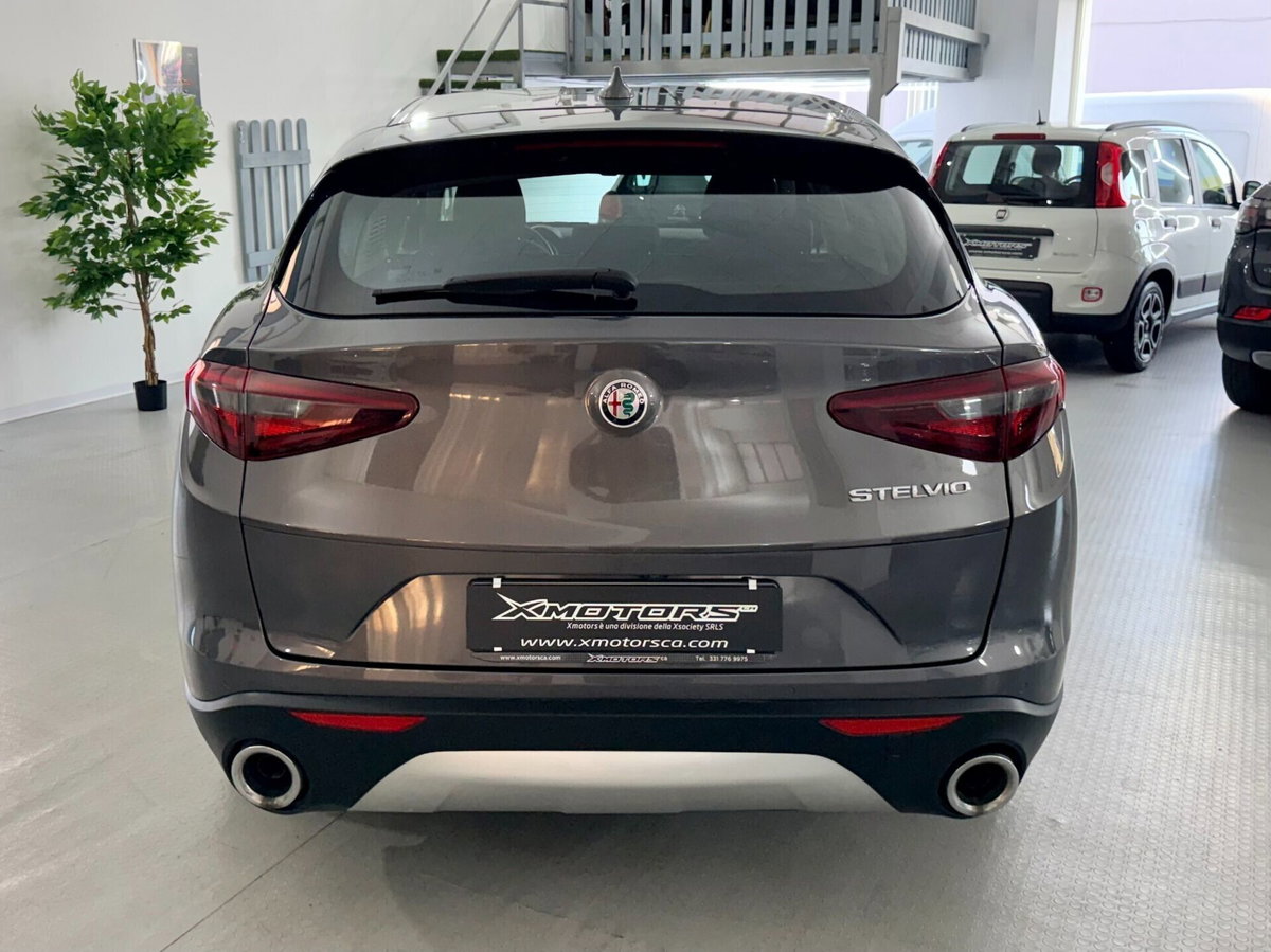 Alfa Romeo Stelvio Stelvio 2.2 Turbodiesel 160 CV AT8 RWD Super Business (11)