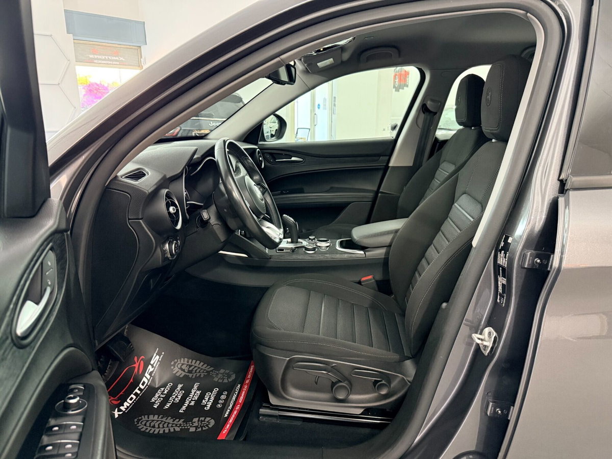 Alfa Romeo Stelvio Stelvio 2.2 Turbodiesel 160 CV AT8 RWD Super Business (13)