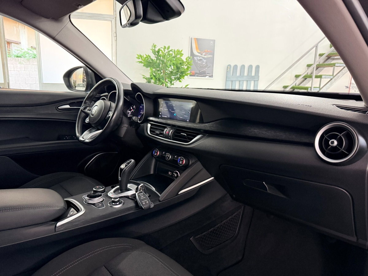 Alfa Romeo Stelvio Stelvio 2.2 Turbodiesel 160 CV AT8 RWD Super Business (18)
