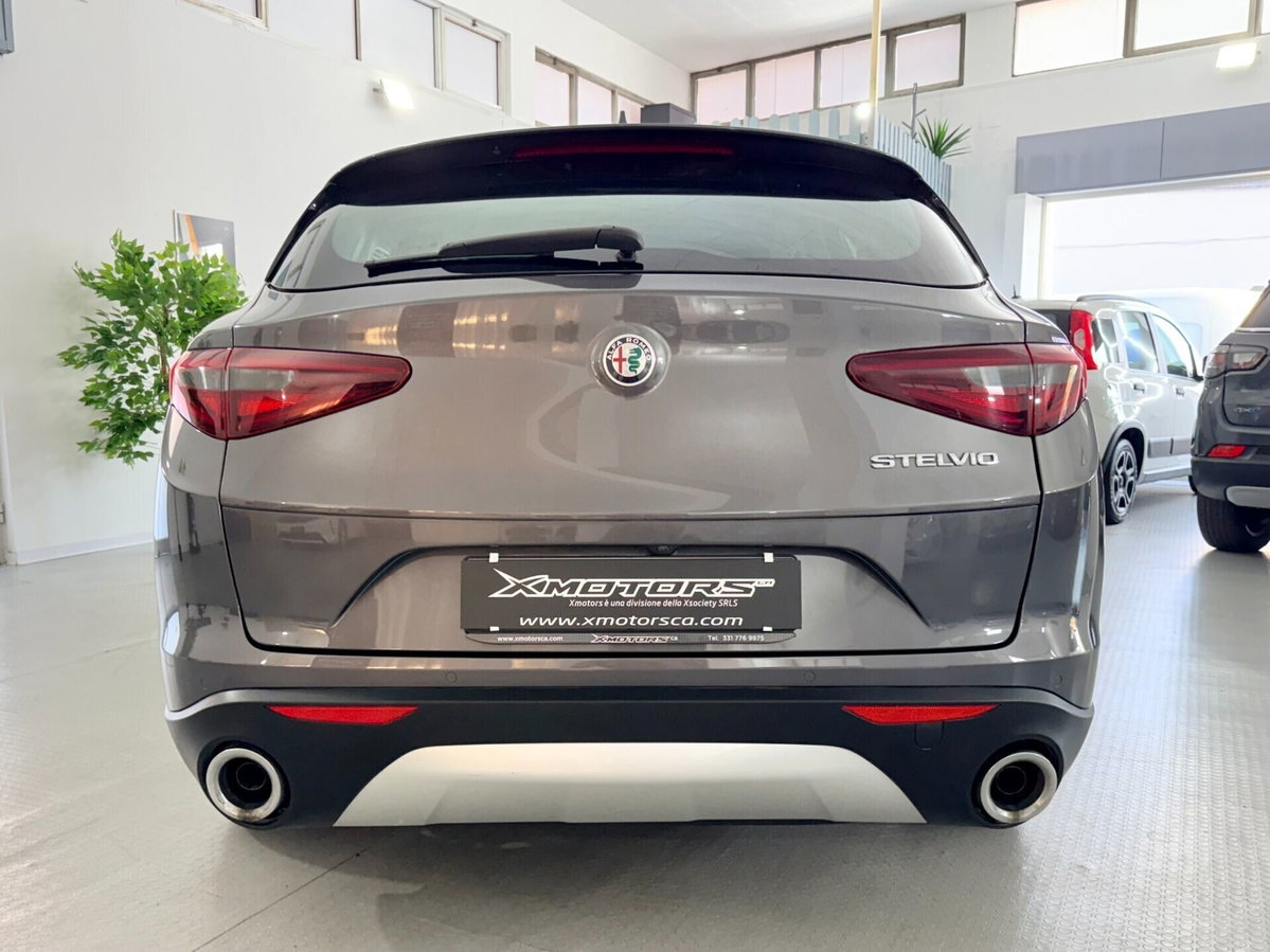 Alfa Romeo Stelvio Stelvio 2.2 Turbodiesel 160 CV AT8 RWD Super Business (6)