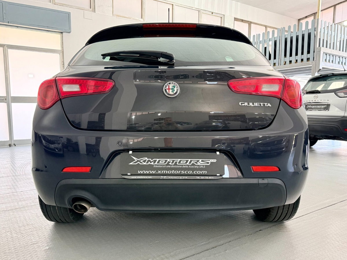 Alfa Romeo Giulietta 1.6 JTDm Ti 120cv (6)