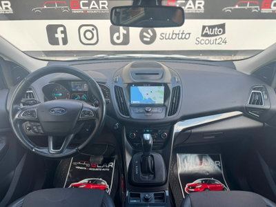 Ford Kuga 2.0 TDCI 150 CV S&S 4WD Powershift Vignale (10)
