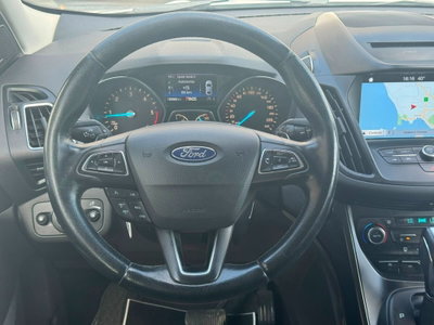 Ford Kuga 2.0 TDCI 150 CV S&S 4WD Powershift Vignale (11)