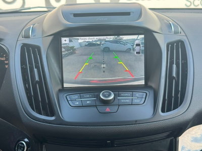 Ford Kuga 2.0 TDCI 150 CV S&S 4WD Powershift Vignale (13)