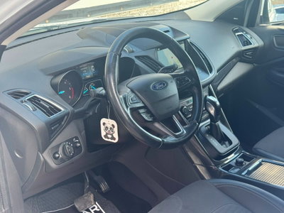 Ford Kuga 2.0 TDCI 150 CV S&S 4WD Powershift Vignale (17)