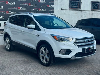 Ford Kuga 2.0 TDCI 150 CV S&S 4WD Powershift Vignale (2)