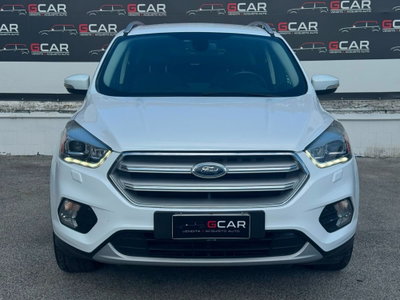 Ford Kuga 2.0 TDCI 150 CV S&S 4WD Powershift Vignale (3)