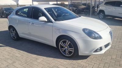 Alfa Romeo Giulietta 1.6 JTDm-2 Exclusive (2)