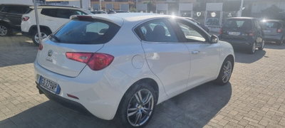 Alfa Romeo Giulietta 1.6 JTDm-2 Exclusive (3)