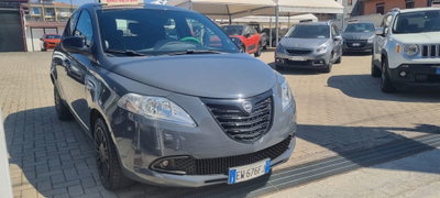 Lancia Ypsilon 1.2 69 CV 5 porte GPL Ecochic Gold (2)