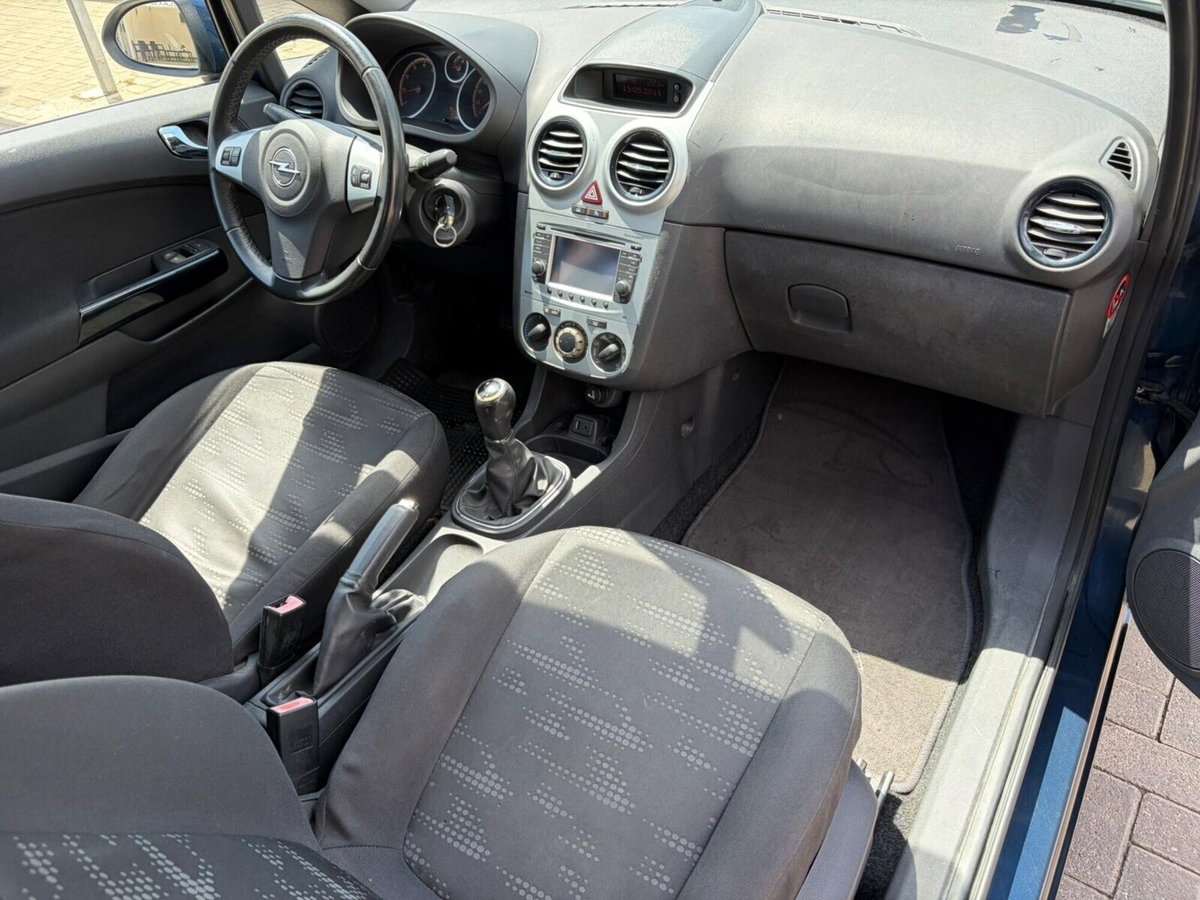 Opel Corsa 1.2 3 porte Elective (6)