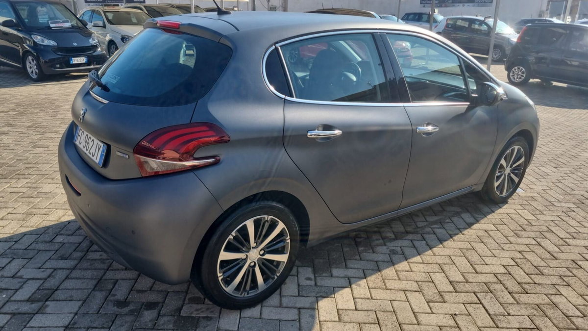 Peugeot 208 75 5 porte Active (4)