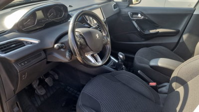 Peugeot 208 75 5 porte Active (5)